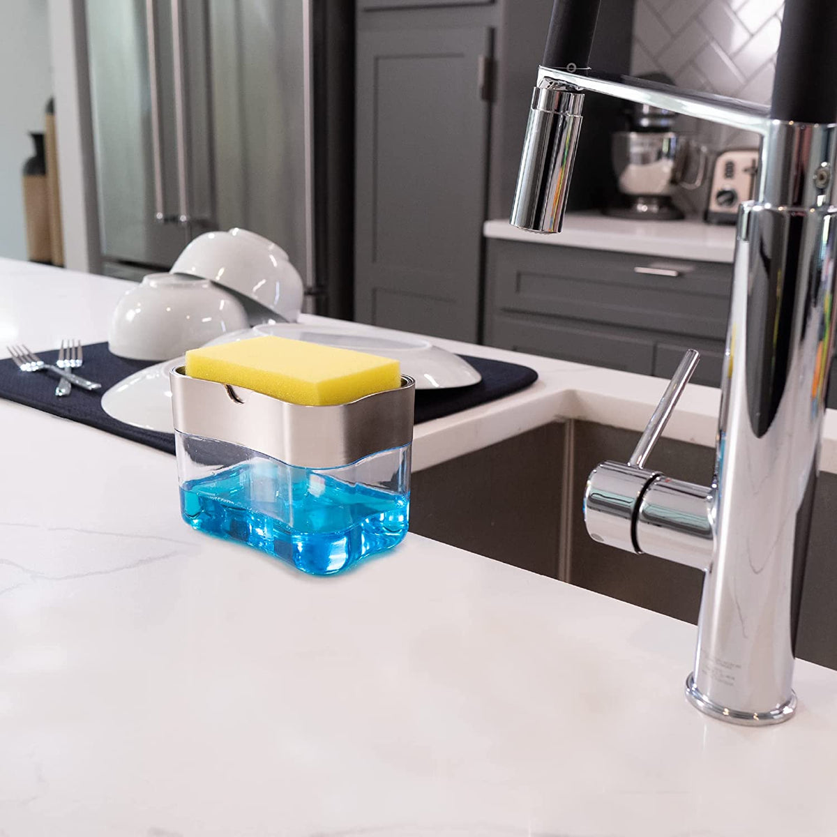 Sponge Soap Dispenser موزع صابون مع إسفنجة