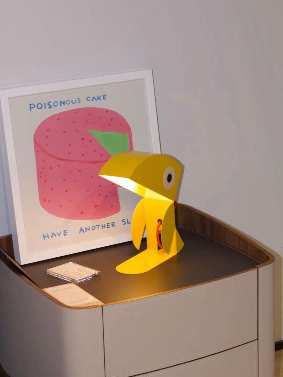 Whimsical Eclectic Memphis Cute Parrot Table Lamp for Study - Full Spectrum Eye Protection Decorative Desk Lamp